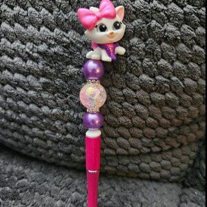 Disney Doorable Beaded Marie Pen